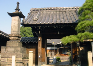 感應寺　山門